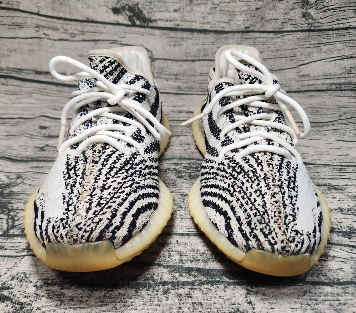 Adidas Yeezy Boost 350 V2 Low Zebra Size 9 *No Box 791001 Adidas Yeezy Boost 350 V2 Low Zebra Size 9 *No Box 791001