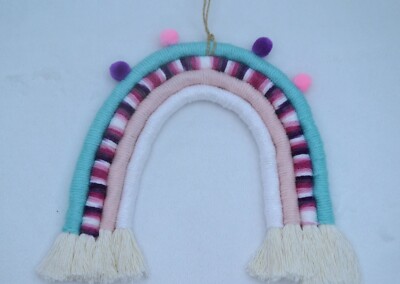Makramee Wand Regenbogen | Rosa | Lila | Kinderzimmer Deko | Wandbehang | Handarbeit