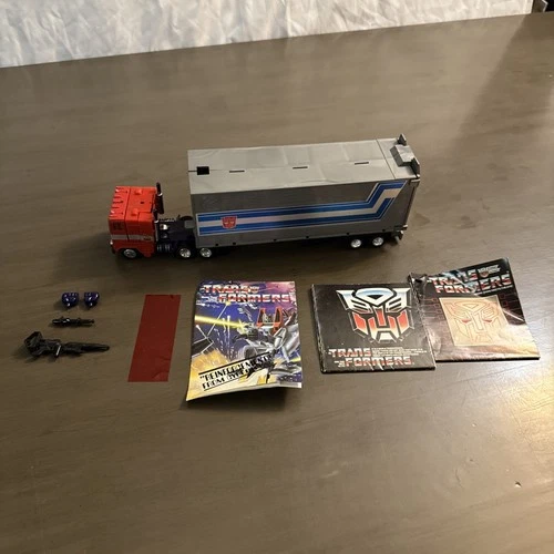 New ListingTransformer g1 original vintage Optimus Prime  with trailer Repair Parts Fist