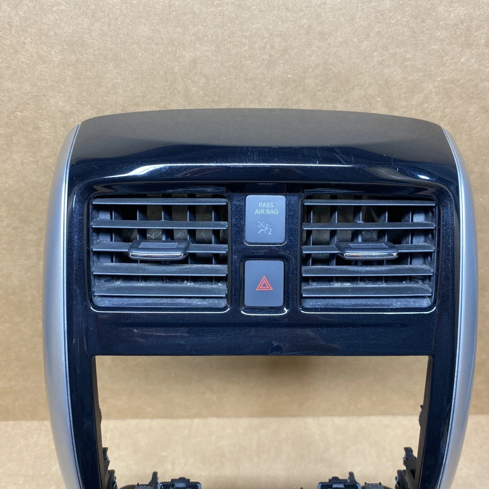 Nissan Versa Note 2015-2019 tablero central radio bisel climatizador moldura Foto 4 de 4