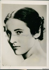 1937 Photo Mercedes Carrillo Havana Reps Cuba At Rhododendron Fest N.C Event 5X7