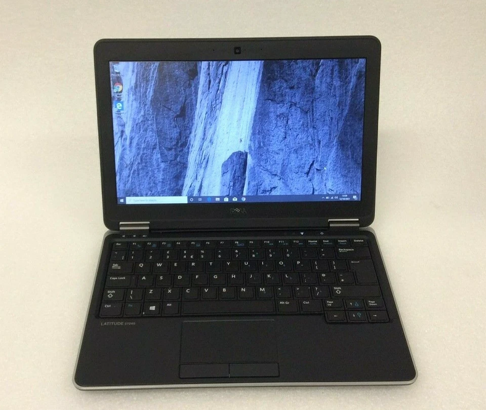 Dell Latitude E7240 · i5-4300U · 8GB · 256GB, photo 4 of 5