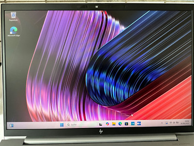 HP ZBook Firefly 14 G10 Intel Core i7-1355U 64GB RAM 1TB SSD NVIDIA RTXA500 TOP