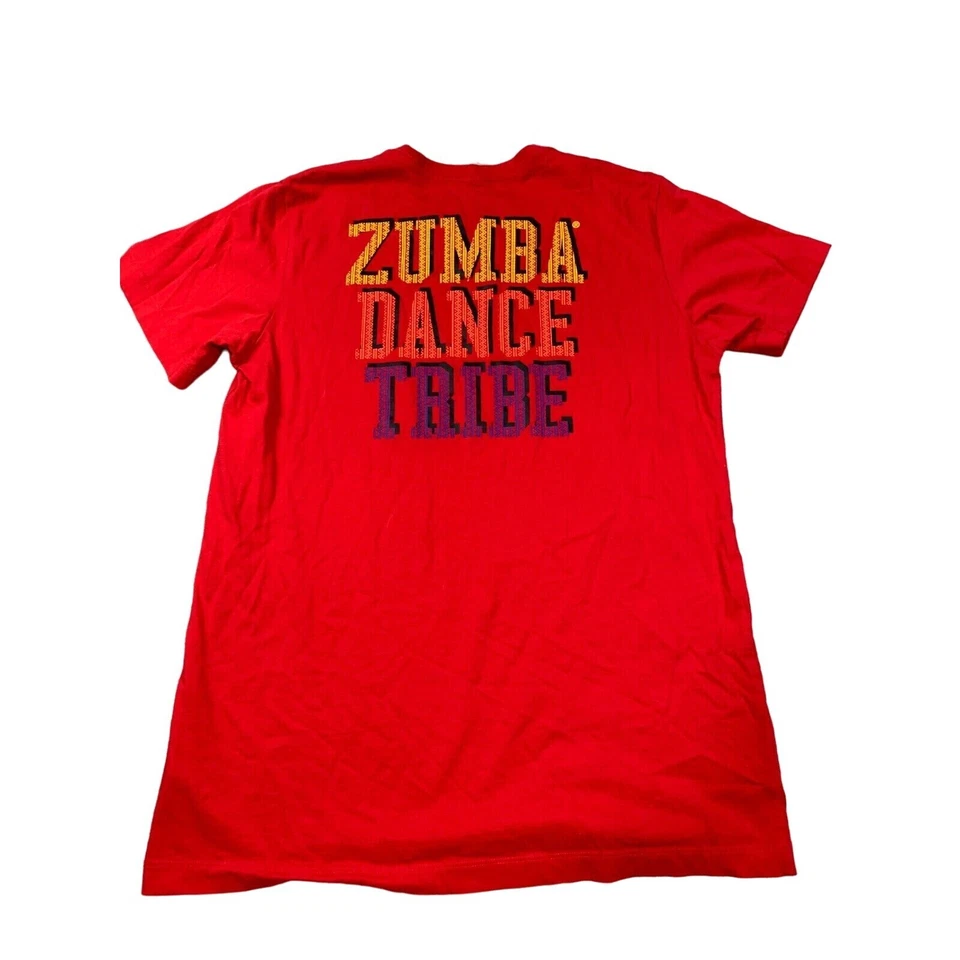 Camiseta y chaqueta Zumba para mujer grande roja con gráfico de comercio de baile Zumba Foto 2 de 4