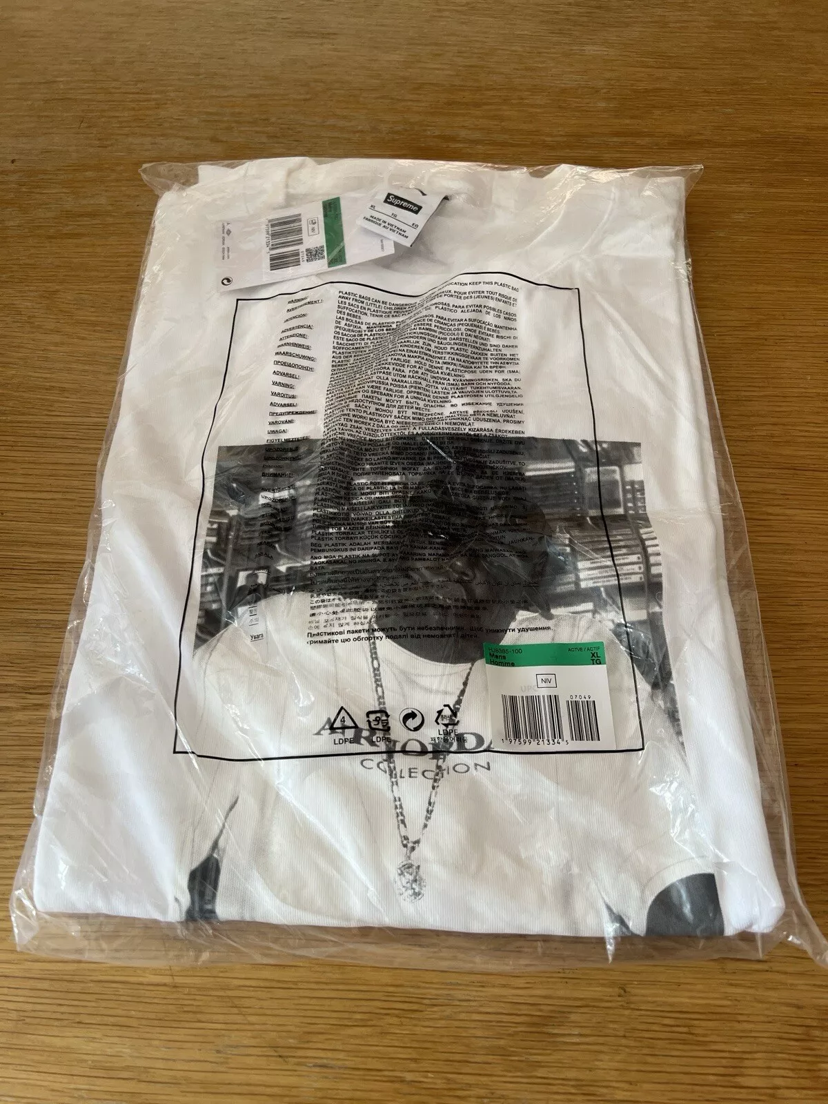 Haut Supreme Jordan Biggie S/S taille   XL blanc en main envoi rapide !!