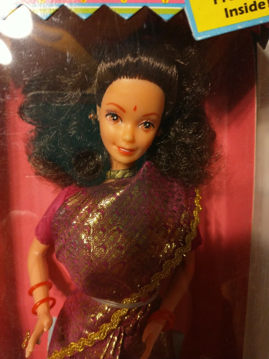 Poupée Barbie Vintage 1990s – Mattel 9910 – In India – Avec Accessoires – Collection