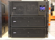 Gruppo di continuità APC / Schneider Electric Smart-UPS SRT6KRMXLI 6000VA 230V + 2 x SRT192RMBP