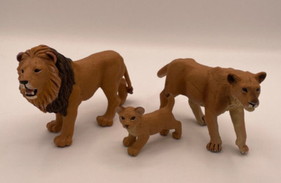 Lot Of 3 Safari Ltd 1997 Roaring Lion, Lioness, Cub ~ Figure