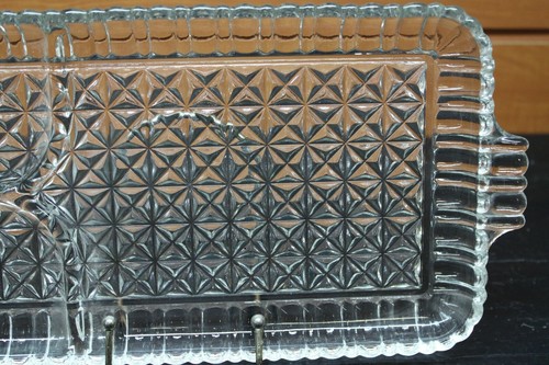 Depression Glass Clear Party Snack Tray - Handles & 3 Divided Compartments 11x6 - Picture 5 of 10