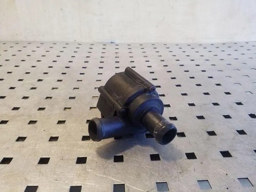 VW TOUAREG 7LA, 7L6, 7L7 Zirkulationswassermotor 059121004F 059121012A 26172217