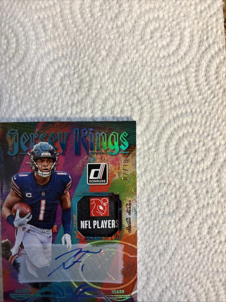 2023 Panini Donruss Jersey Kings Justin Fields #JK-14 Autographs /10 (AU, MEM) - Image 2 of 4