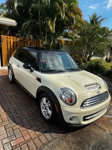 2011 Mini Cooper 