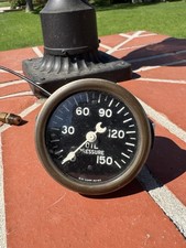 Stewart Warner Oil Pressure Gauge 2 58 Curved Glass Crescent Moon Pointer