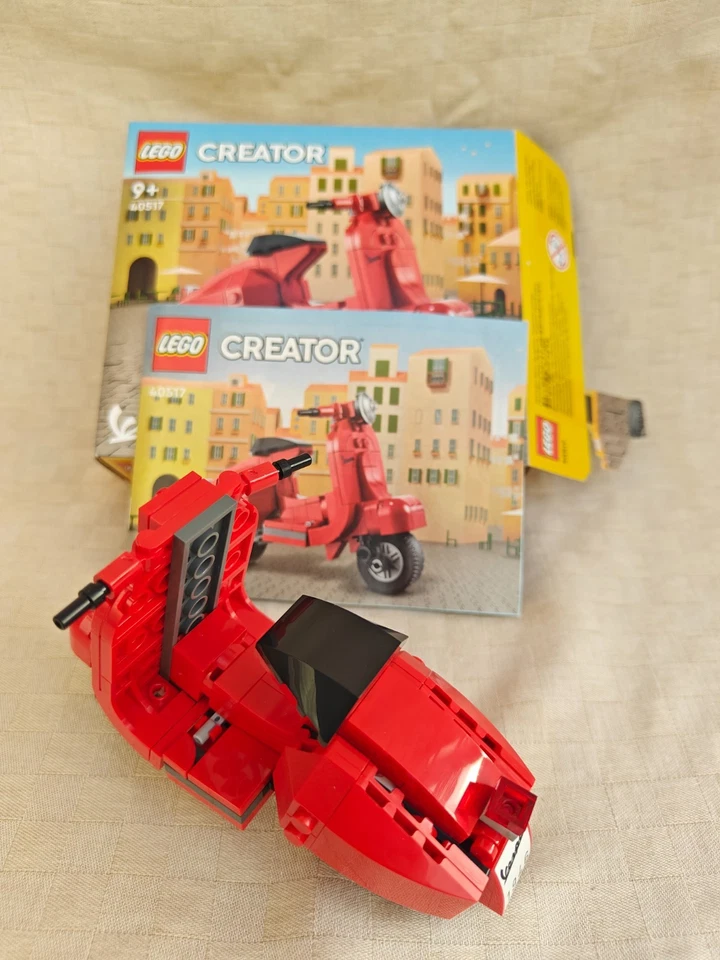 LEGO Creator 40517 Vespa, photo 3 of 5