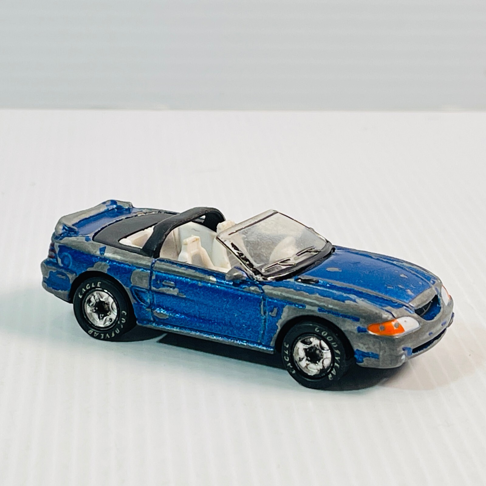 Picture 1 of 9