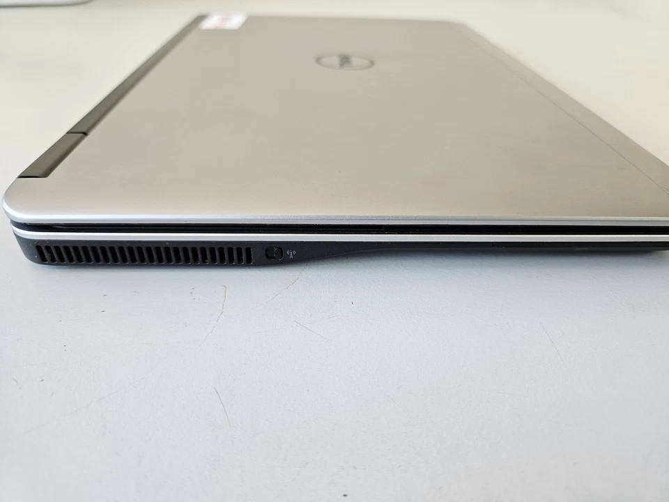 Dell Latitude E7240 · i5-4300 · 12GB · 256GB, photo 4 of 5