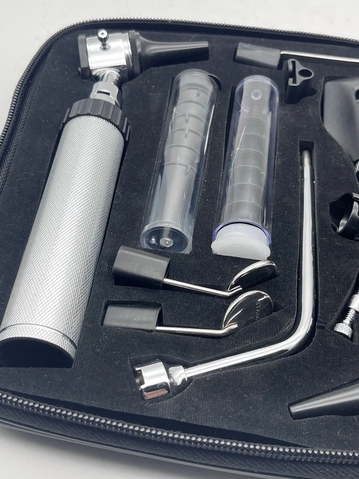Kit otorrinolaringólogo: otoscopio de diagnóstico RA Bock, oftalmoscopio + estuche Foto 2 de 3