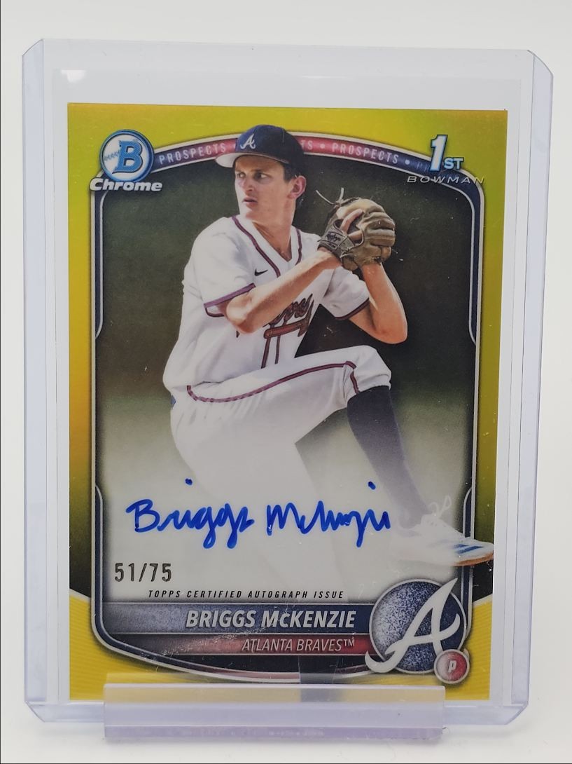 BRIGGS MCKENZIE 2025 BOWMAN CHROME DRAFT 1ST YELLOW REFRACTOR AUTO /75 Q3855