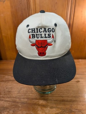 Vintage 90 s Chicago Bulls Logo Snapback Hat Youngan Two Tone Red Black #1076