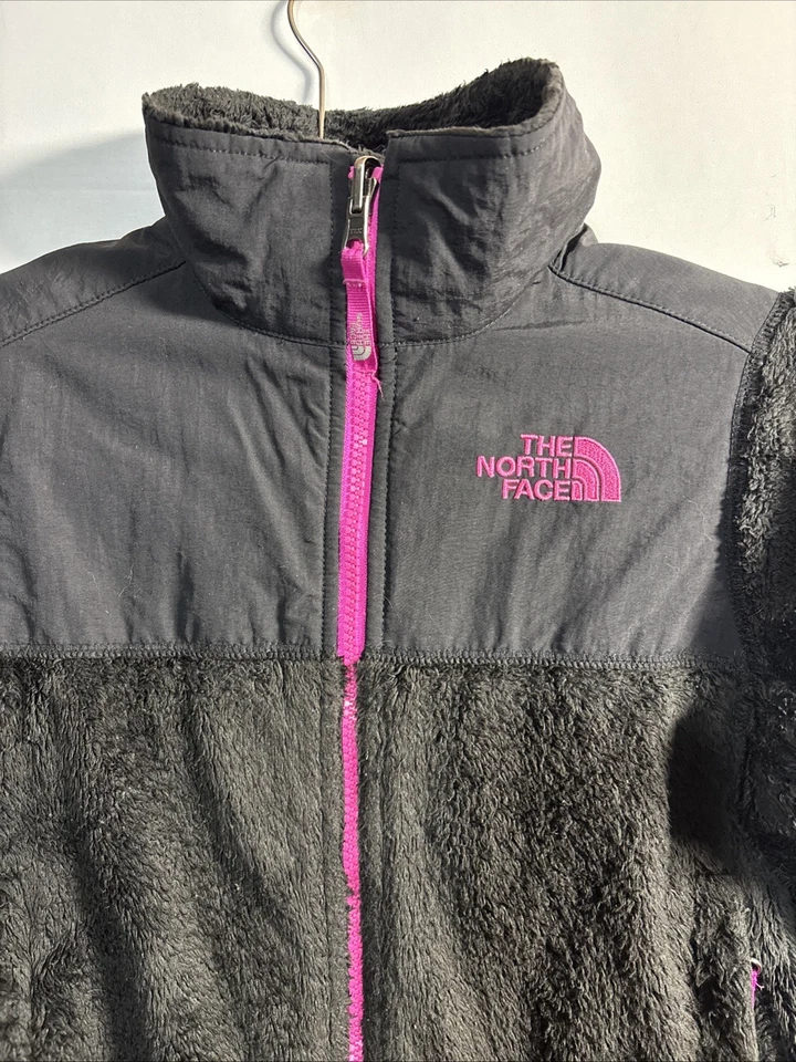 Jaqueta de lã The North Face feminina Denali pequena 7-8 preta e rosa quente - Imagem 2 de 4