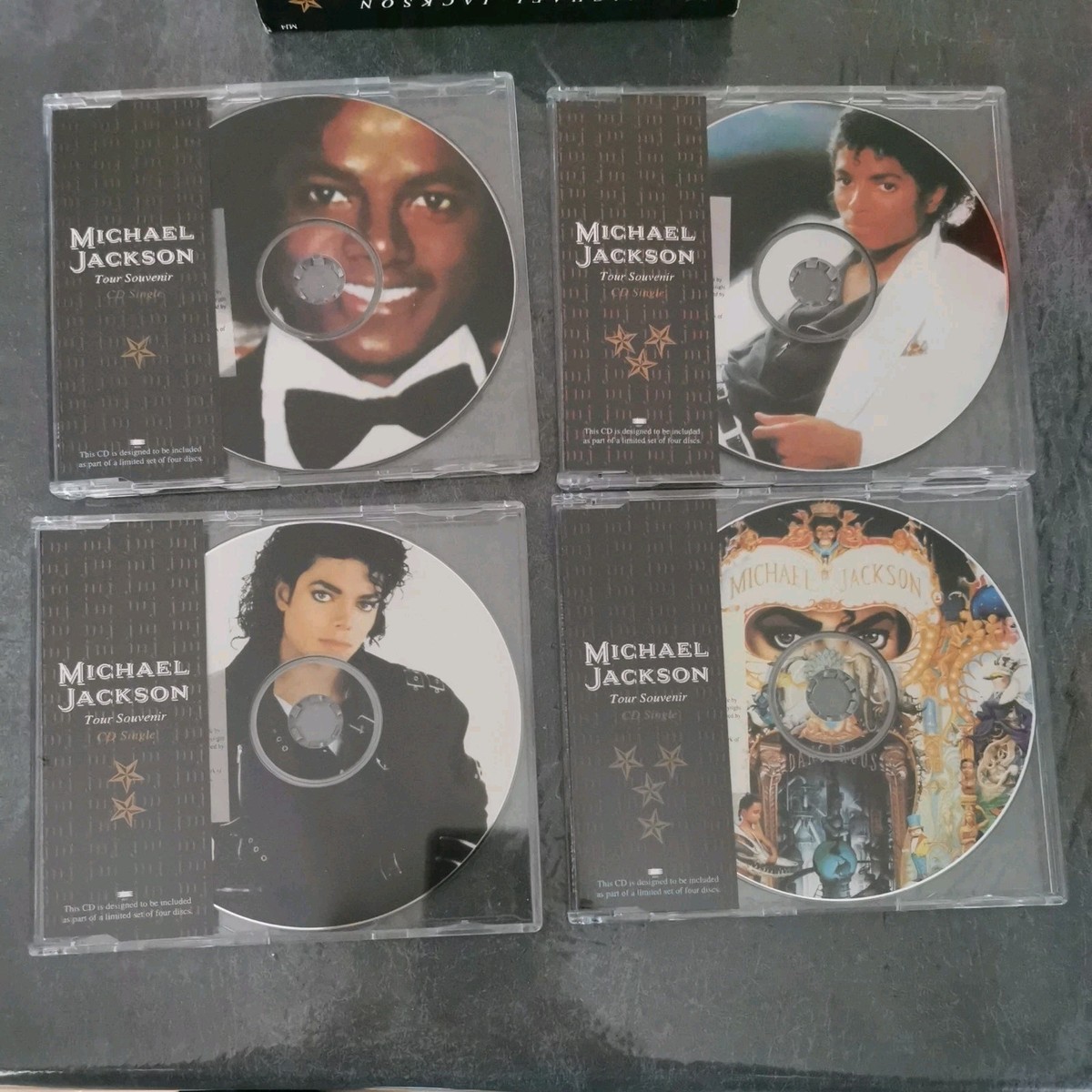 ミュージシャン WE CONTROL TOUR 2019 MEMORIAL PACK Michael Jackson - Tour Souvenir Pack Special Edition 4 Picture CD