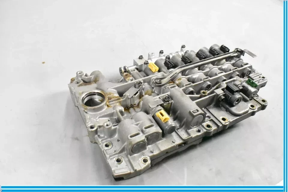 11-18 Porsche Cayenne 958 Transmission Valve Body Mechatronic OEM - Image 3 of 4