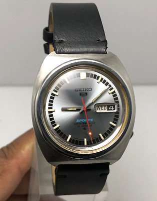 Vintage Seiko 5 Sports 6119-8130 Automatic 21 Jewels Gray Dial