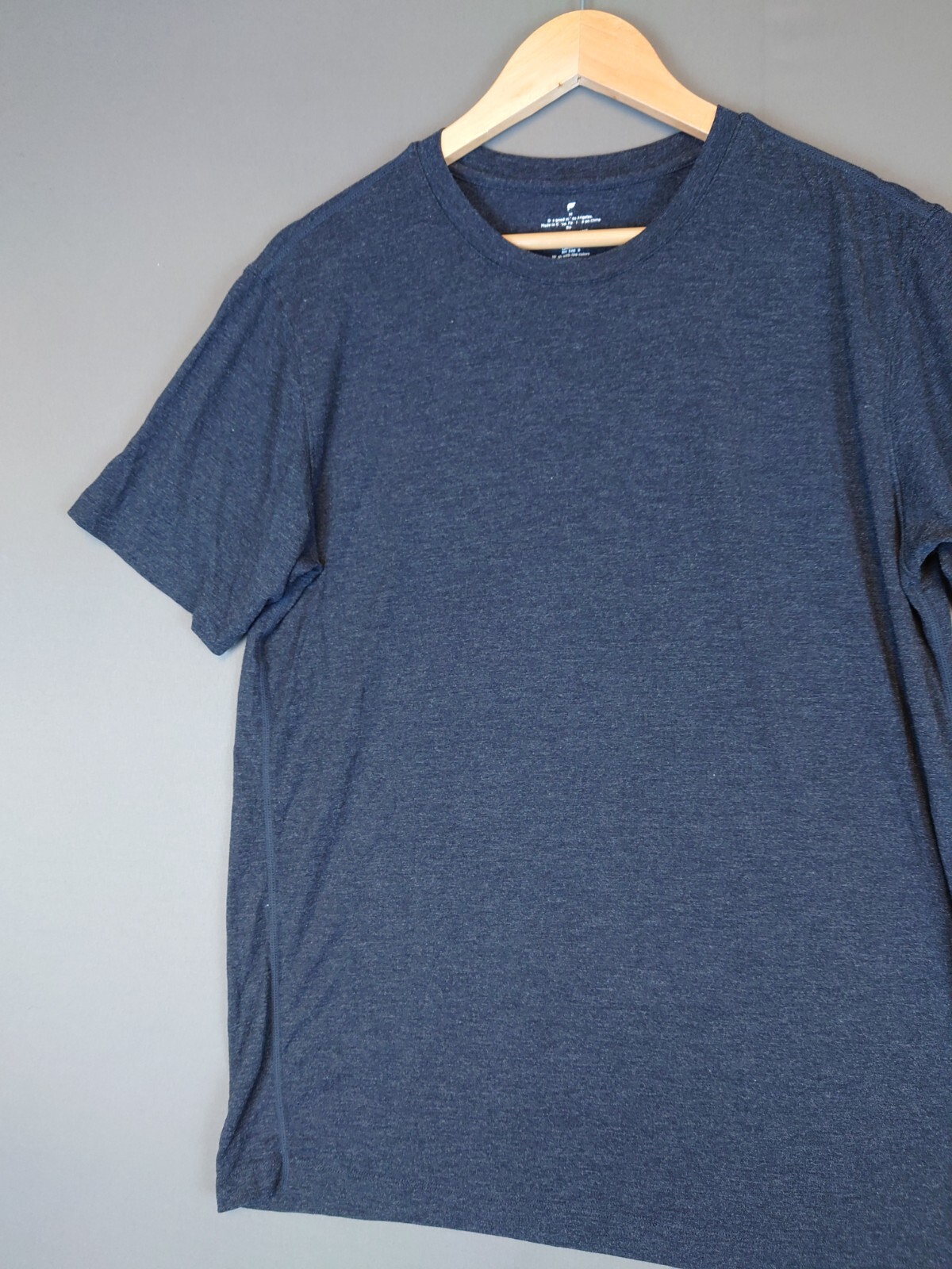 Fabletics Dark Gray Solid Gym Short Sleeve T Shir… - image 2