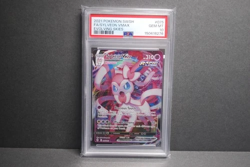 PSA 10 Gem Mint Sylveon VMax #075/203 Evolving Skies 2021