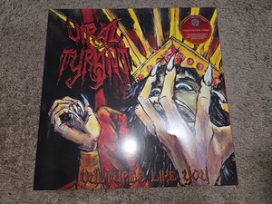 Vultures 1 Vinyl | eBay
