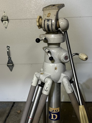 Linhof Professional R Stativ Heavy Duty Pro Tripod Mod.S 420 R w/ Pan Tilt head - Picture 3 of 8