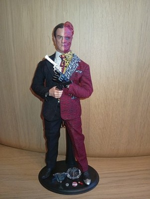 Batman Forever, Two-Face, 1:6 von Toyz Turbo, ähnlich wie Hot Toys/Sideshow