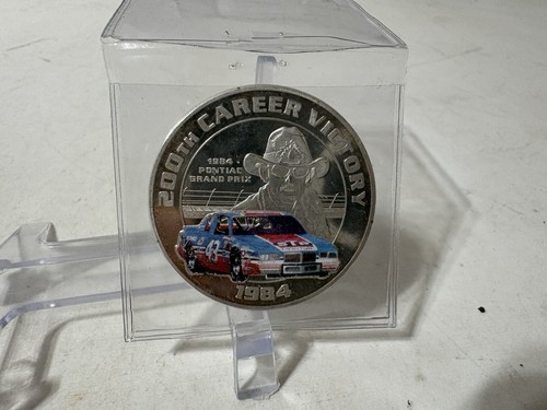 Richard Petty 1984 NASCAR 200th Career Victory The King Proof Coin - Picture 10 of 11