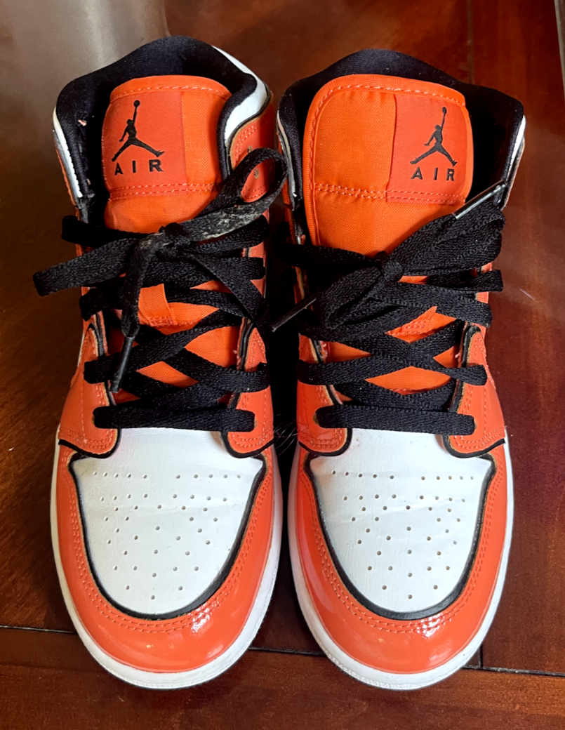 Size Air Jordan SE Mid Turf Orange