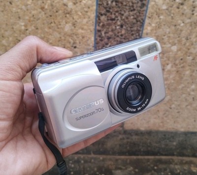 Olympus Superzoom 70G 35mm Point & Shoot Film Camera tested 