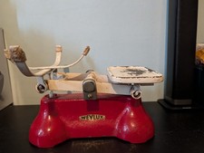 Vintage Weylux the Queen Cast Iron Weighing Scales Red And White With Weights