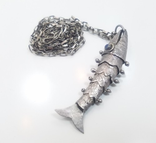 Moving Fish Necklace Pendant 
