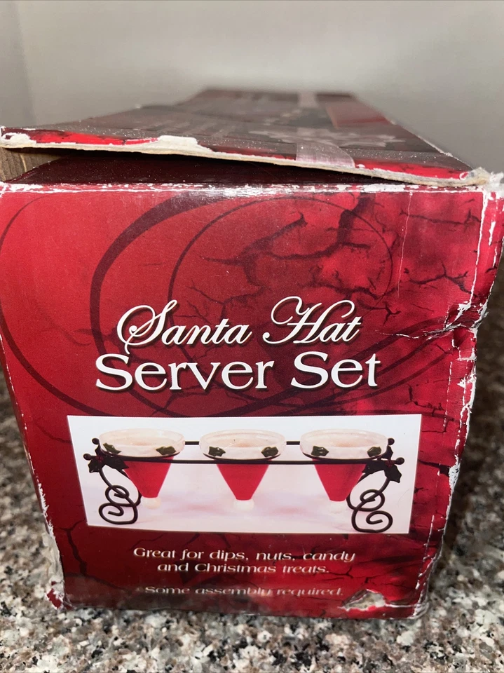 santa server set 4pcs; 3 Ceramic Dishes And Metal Stand In Original Box - Image 3 of 4