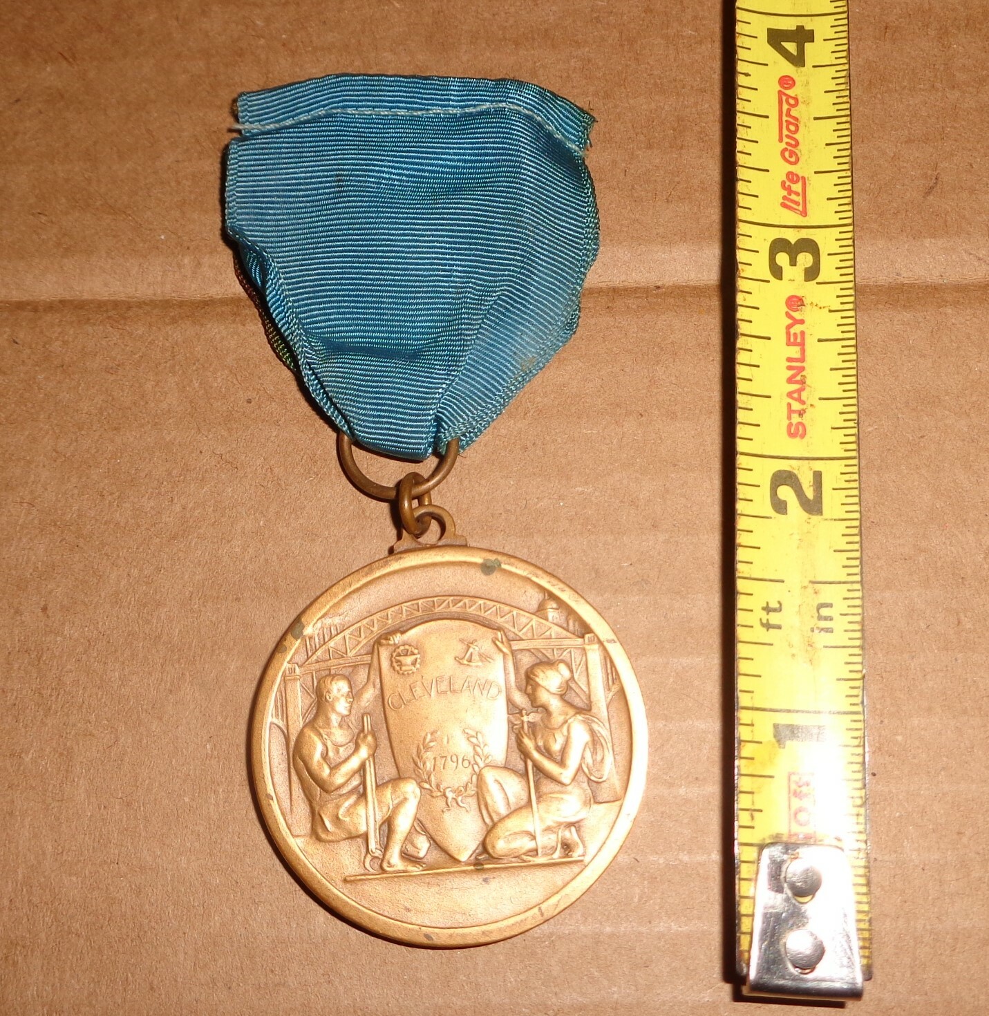 Picture 1 of 2