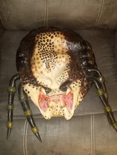 RARE 2004 Alien vs Predator Requiem Predator Deluxe Mask Cosplay Halloween