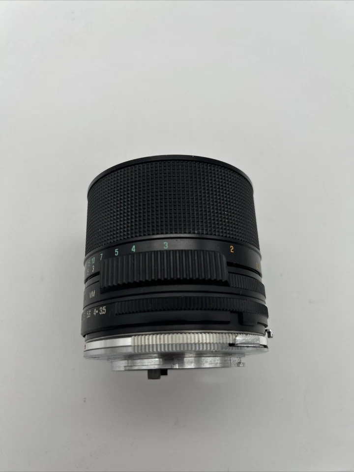 Tamron 35-70mm F3.5-4.5 BBAR MC CF Macro MF for Olympus OM - Image 3 of 4