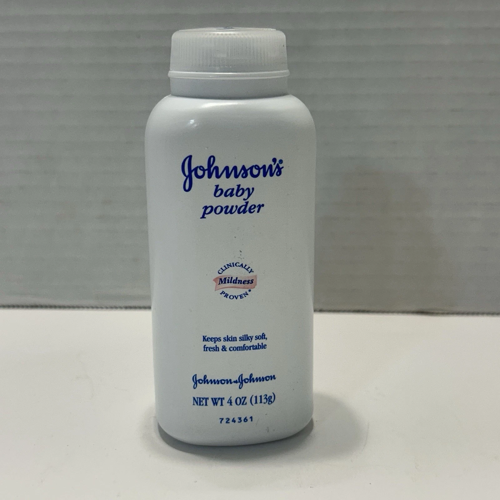 Johnson’s Baby Powder w/TALC 4oz Unopened Full
Opens in a new window or tab