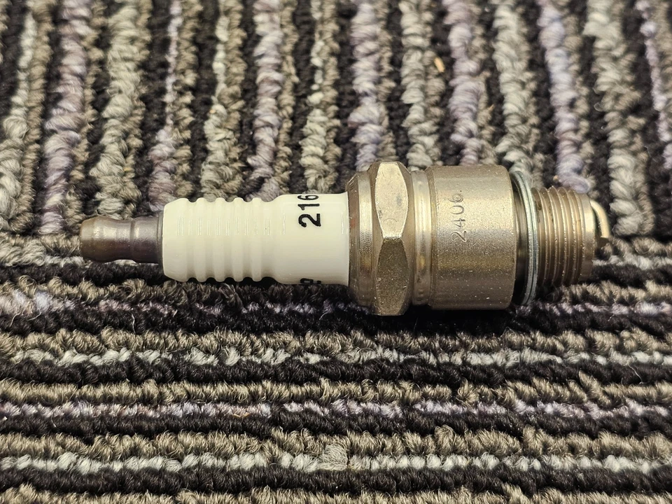 (CANTIDAD 7) Bujía de cobre Autolite 216 para Jeep Wagoneer 1965-1966 Foto 4 de 4