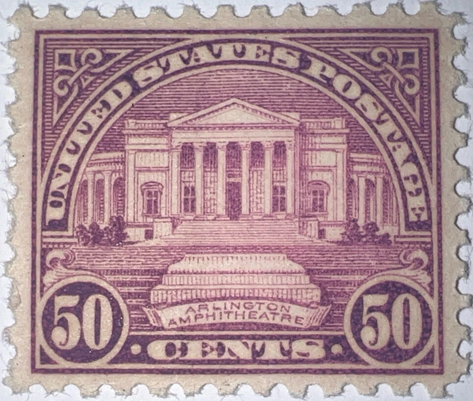 Sellos de viaje: estampillas de Estados Unidos de 1931 # 701 - 50 centavos anfiteatro de Arlington como nuevas en caja original VLH Foto 3 de 4