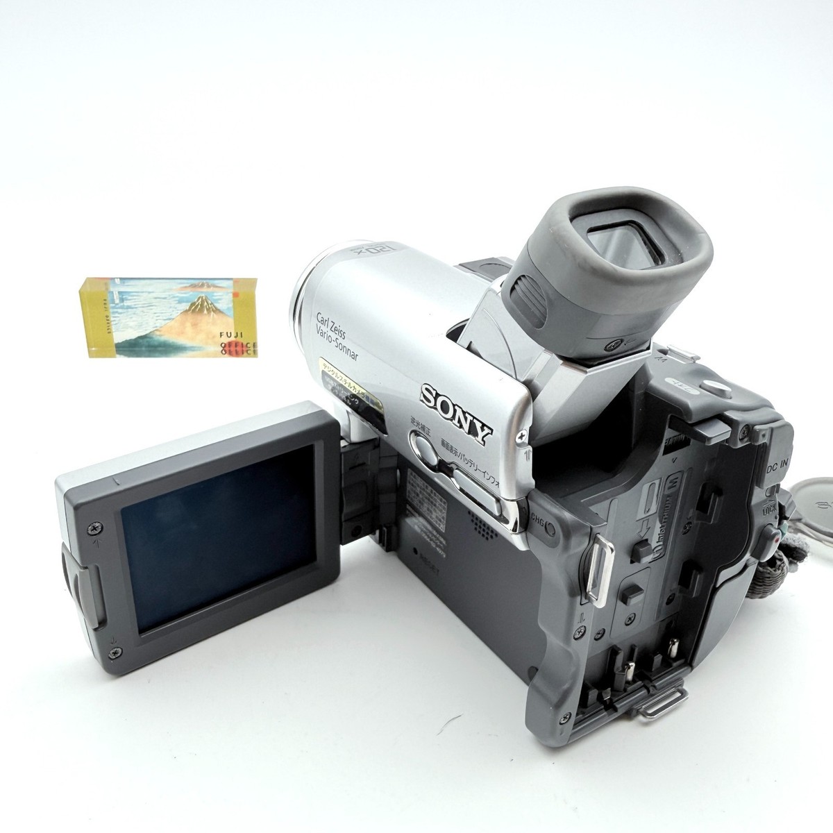 Sony Handycam DCR-TRV33 MiniDV Camcorder Carl Zeiss 10x Zoom Japan