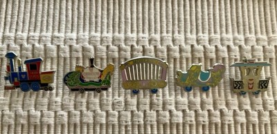 Disney Hidden Mickey Casey Jr. Train Pin Set With Completer