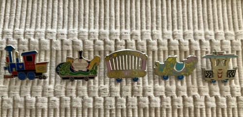 Disney Hidden Mickey Casey Jr. Train Pin Set With Completer