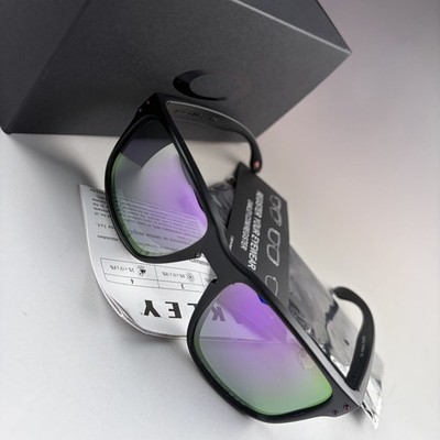 Oakley Holbrook Polarized Sunglasses - Black Smoke Frame, Purple