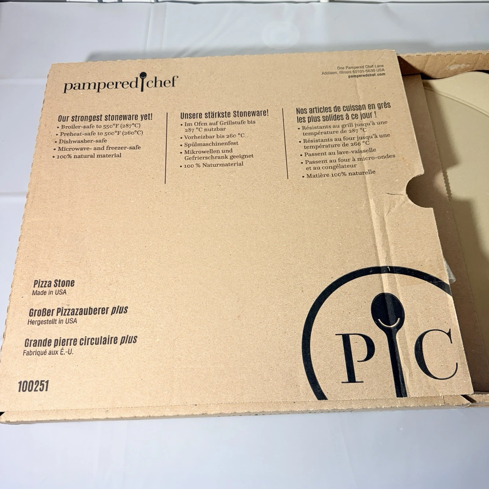 Pampered Chef Pizza Stone with Handles 15" Large Round Made In USA - NIB
Opens in a new window or ta