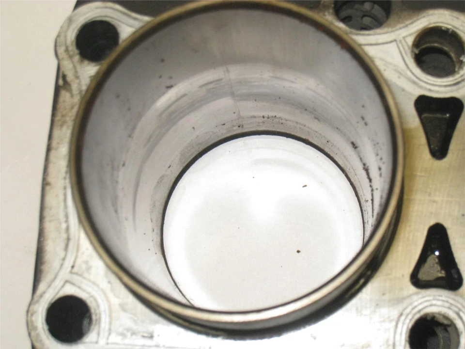 1983 SUZUKI GS750 ES GS 750 CYLINDER JUG BARREL (67MM) - Image 4 of 4